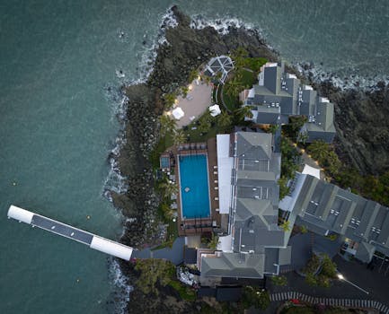 Best Luxury Hotels in Hawaii With Oceanfront Infinity Pools