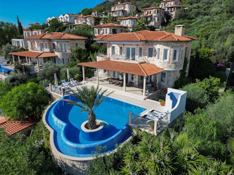 High-End Villas in Italy With Countryside Luxury Estates