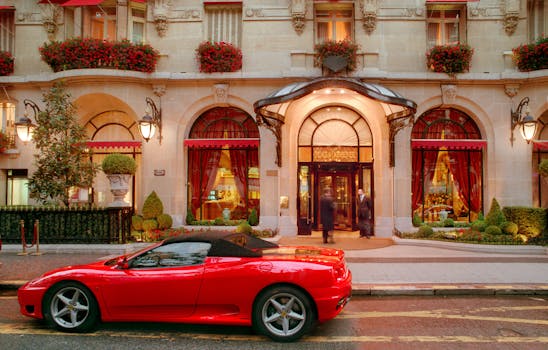 Luxury Hotels Offering Premium Vacation Packages