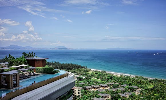 Luxury Seaside Hotels With Infinity Gardens Facing the Ocean