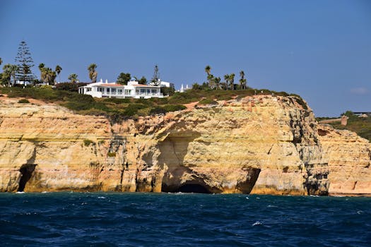 Luxury Villas in Sri Lanka With Ocean Cliff Villas